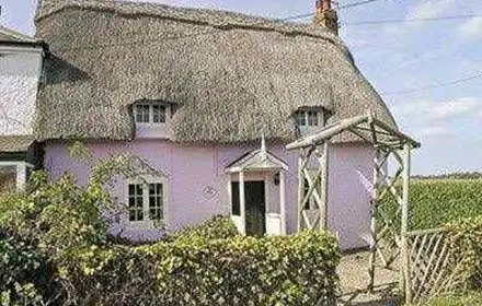 Raspberry Cottage