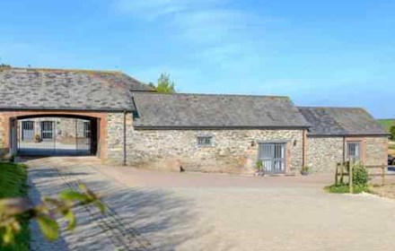 Trescowthick Stables